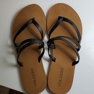 Black Volcom Flops